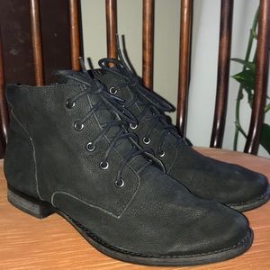 Sam Edelman Mare microsuede lace-up ankle boot